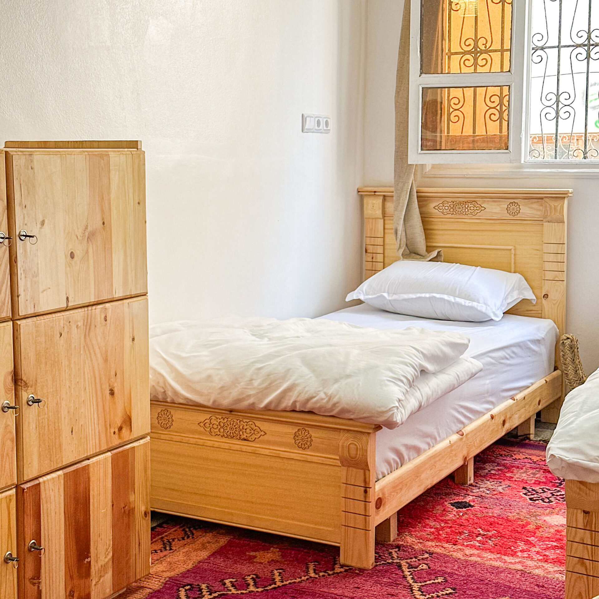 Single bed Surf and stay Anza